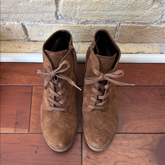 New Gabor Cognac Brown Suede Ankle Boots - Picture 2 of 5